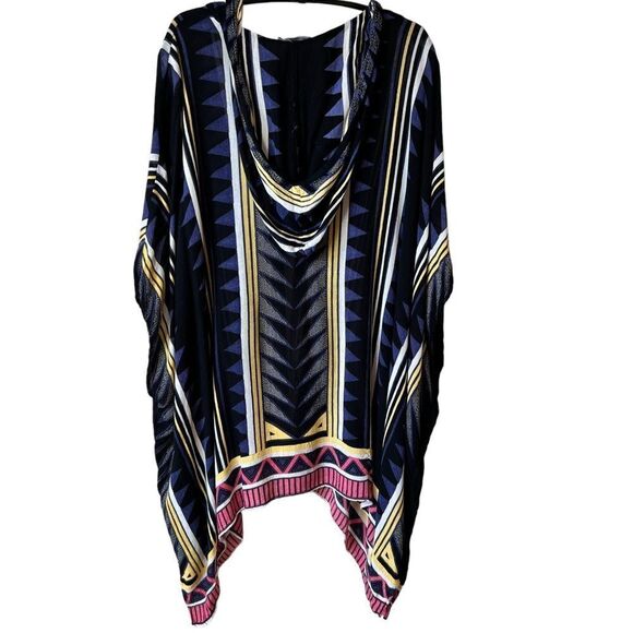 Earthbound Neo Tribal Hoodie Poncho - Picture 9 of 11